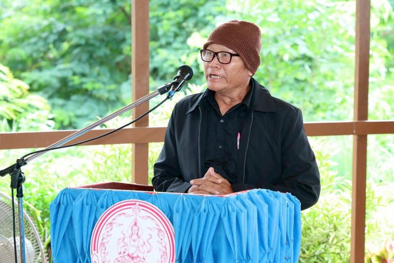 รมว.พม. ลงพื้นที่จ�