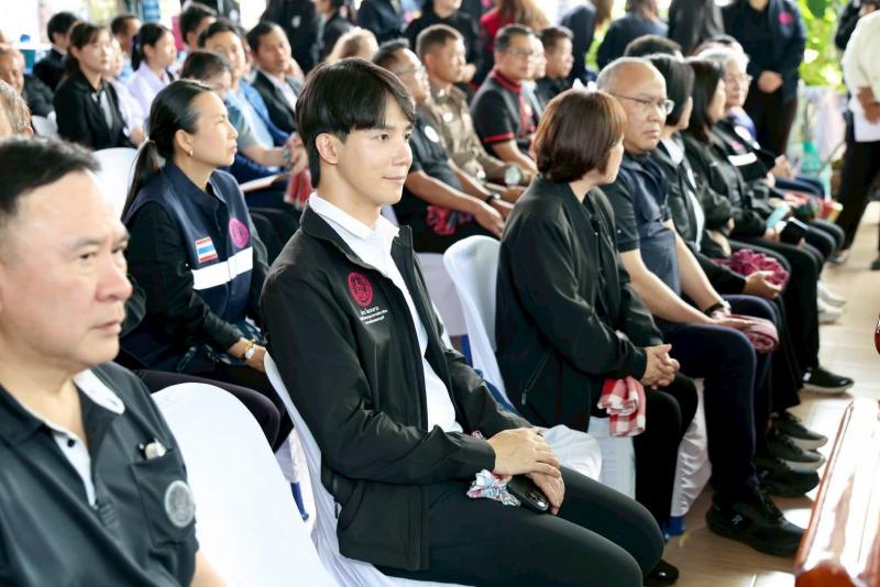 รมว.พม. เป็นประธาน�