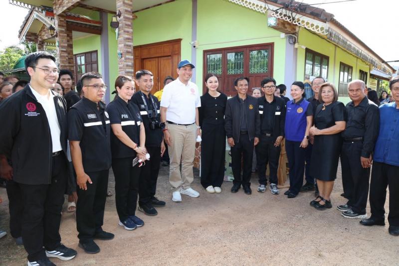 รมว.พม. ลงพื้นที่จ�
