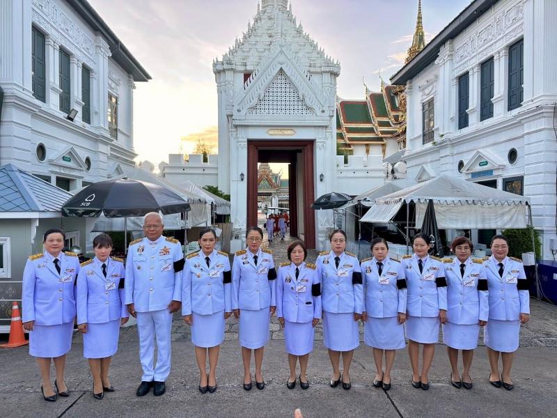 กระทรวง พม. นำคณะเ�