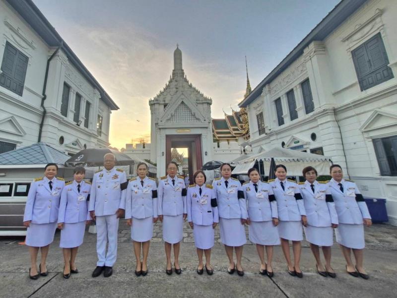 กระทรวง พม. นำคณะเ�