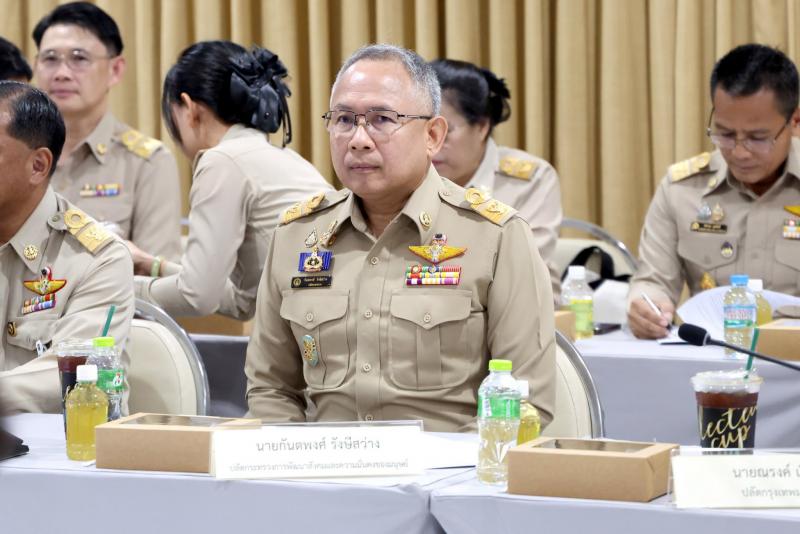 ปลัด พม. เข้าร่วมก�
