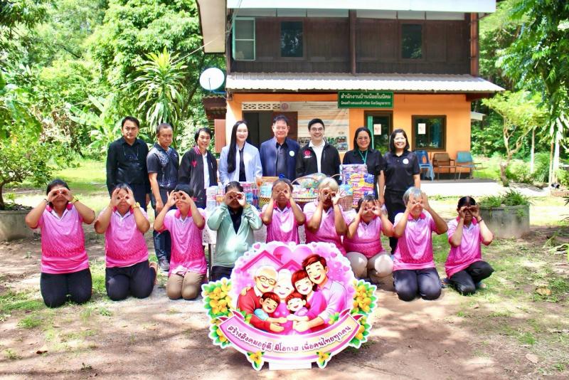 นายเอนกชัย เรืองร�