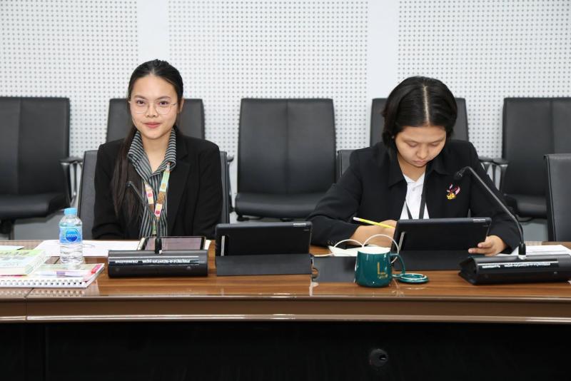 นางสาวสุนีย์ ศรีส�