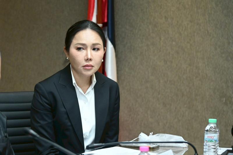 รมว.พม. ให้คณะกรรม�