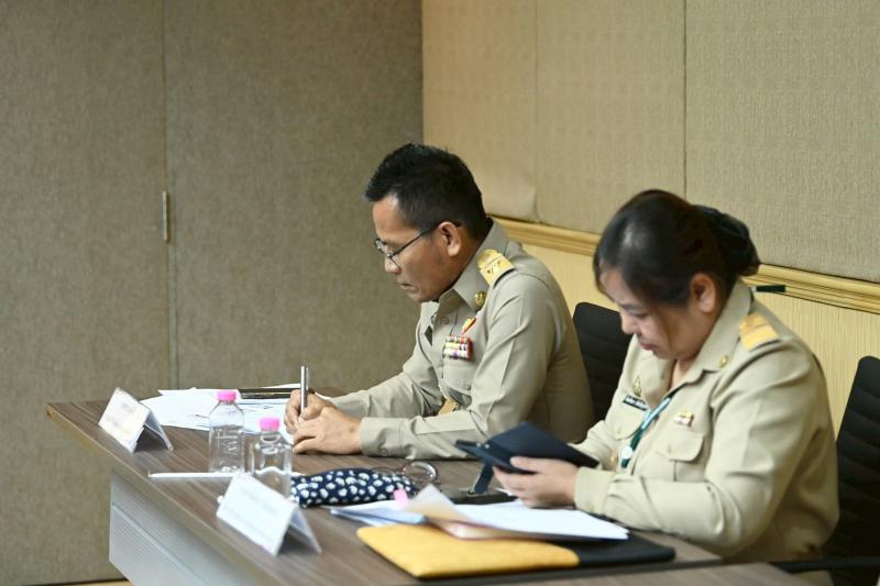 รมว.พม. ให้คณะกรรม�