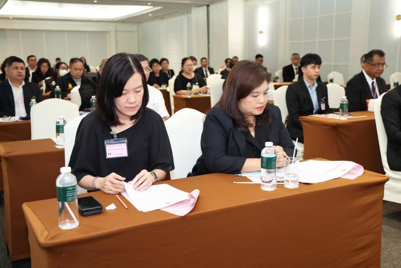 นางสาวสุนีย์ ศรีส�