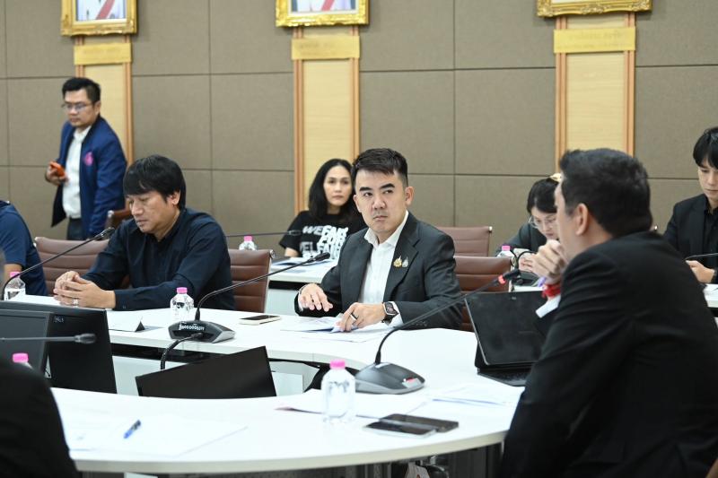 รมว.พม. เป็นประธาน�