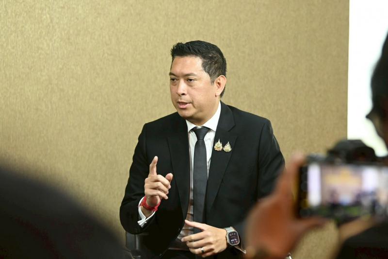 รมว.พม. ให้สัมภาษณ�