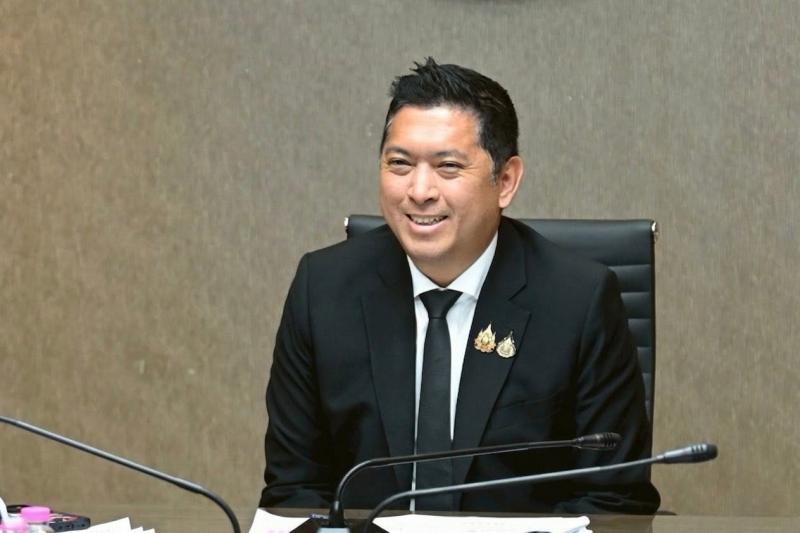 รมว.พม. ให้คณะกรรม�