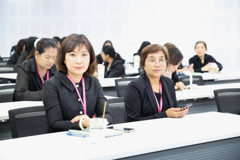 นางสาวสุนีย์ ศรีส�