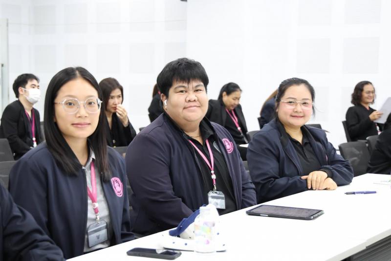 นางสาวสุนีย์ ศรีส�