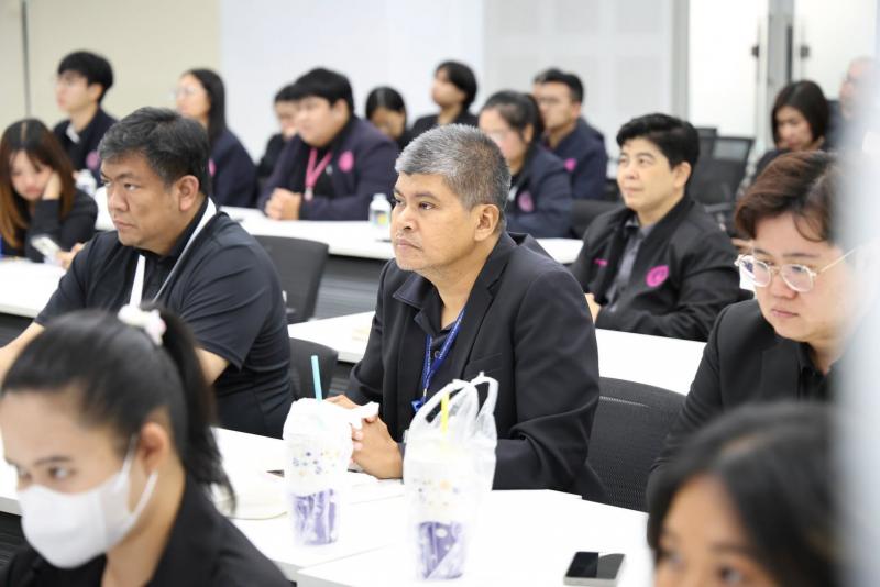 นางสาวสุนีย์ ศรีส�