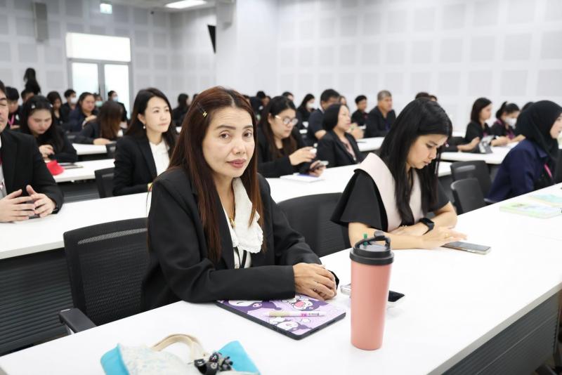 นางสาวสุนีย์ ศรีส�