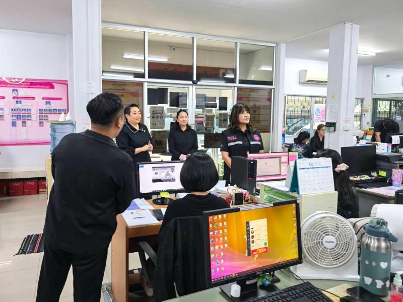 นางสาวชวนชม จันทะ�