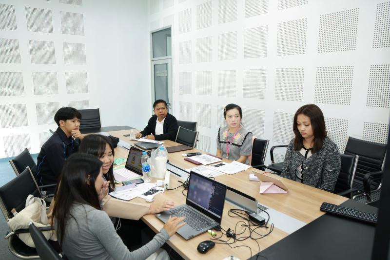นางศิริลักษณ์ มีม�