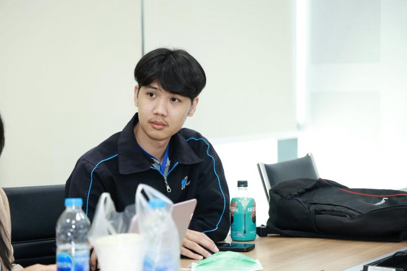 นางศิริลักษณ์ มีม�