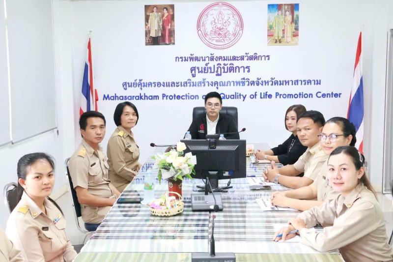 นายเอนกชัย เรืองร�