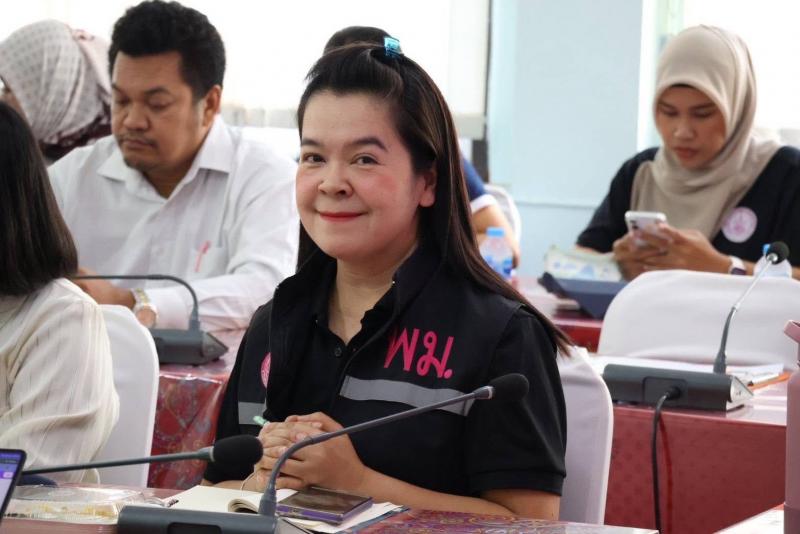 นางณิชาพัชฌ์ เพ็ช�