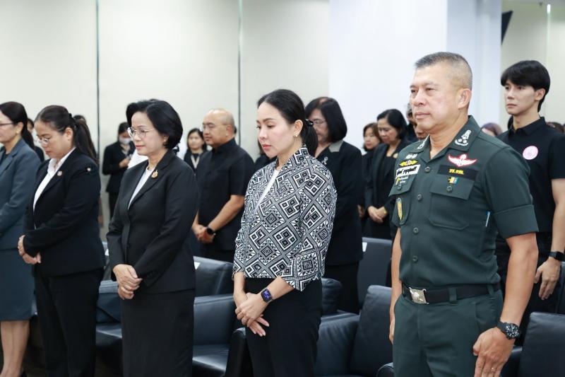 รมว.พม. มอบนโยบายด�