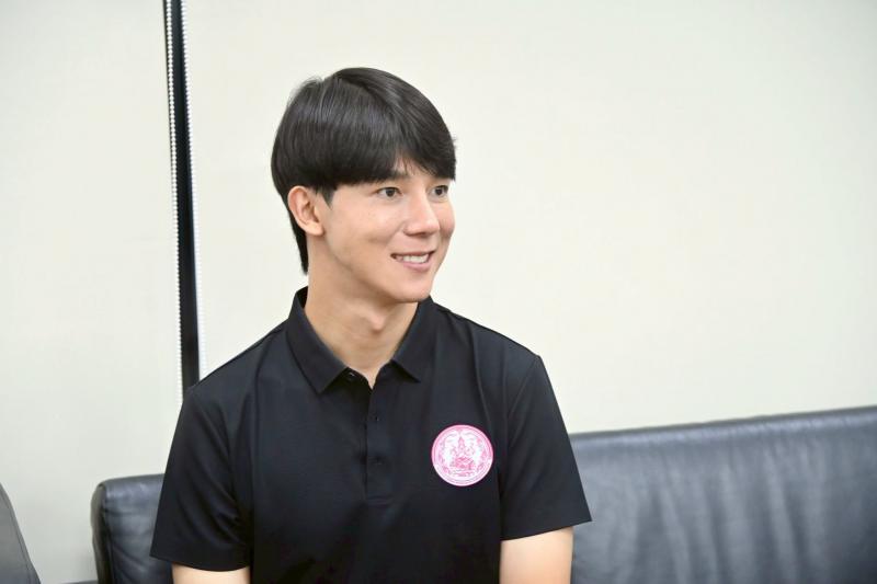 รมว.พม. มอบนโยบายด�
