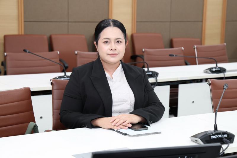 นางสาวสุนีย์ ศรีส�