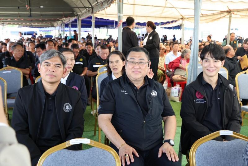รมว.พม. พร้อมด้วย ร�