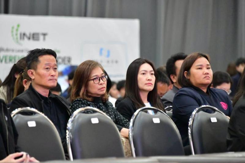 นางสาวสุนีย์ ศรีส�