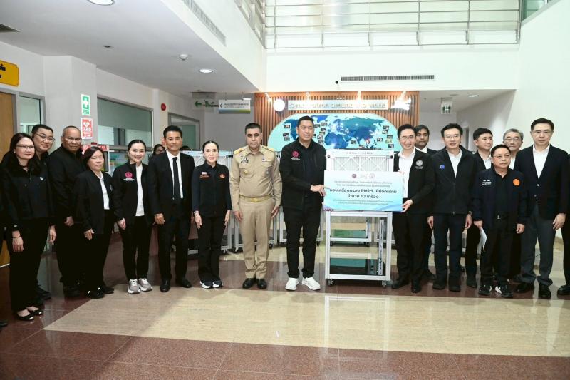รมว.พม. ร่วมตรวจเย�