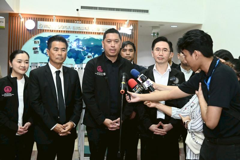 รมว.พม. ร่วมตรวจเย�