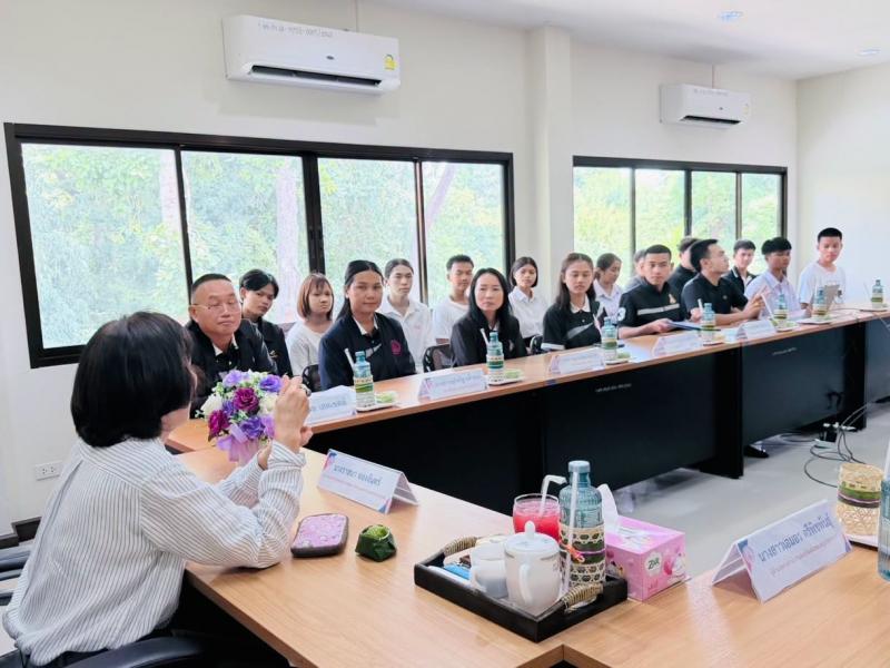 นางวาสนา ทองจันทร�