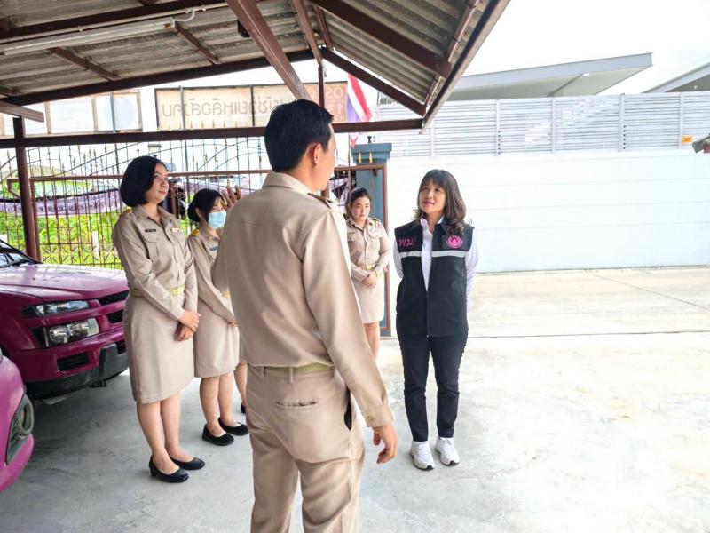 นางสาวชวนชม จันทะ�