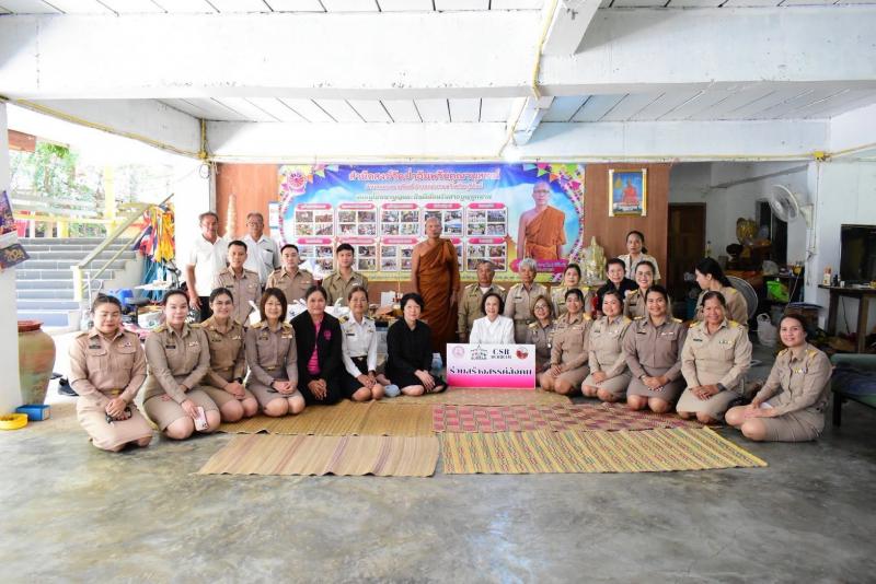 นางวาสนา ทองจันทร�