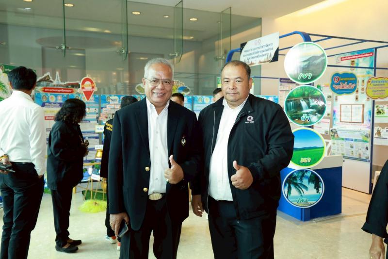 รมว.พม. เป็นประธาน�