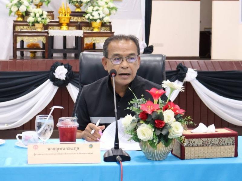 นายอุเทน ชนะกุล ผู