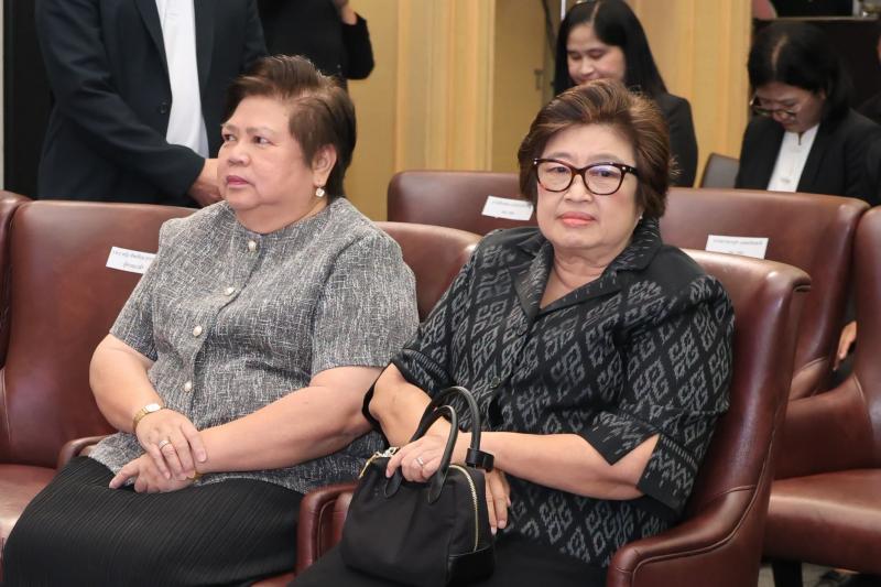 นางสาวสุนีย์ ศรีส�