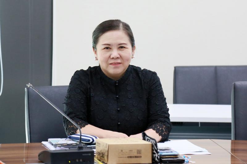 นางสาวสุนีย์ ศรีส�