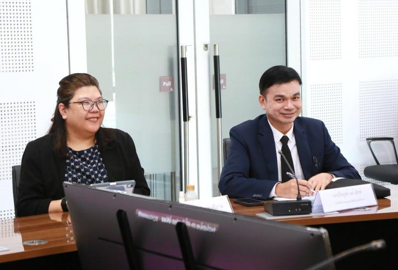 นางสาวสุนีย์ ศรีส�