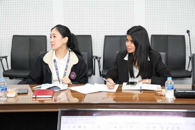นางเตือนใจ คงสมบั�
