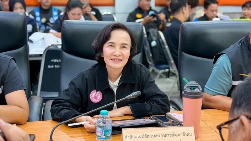 นางวาสนา ทองจันทร�