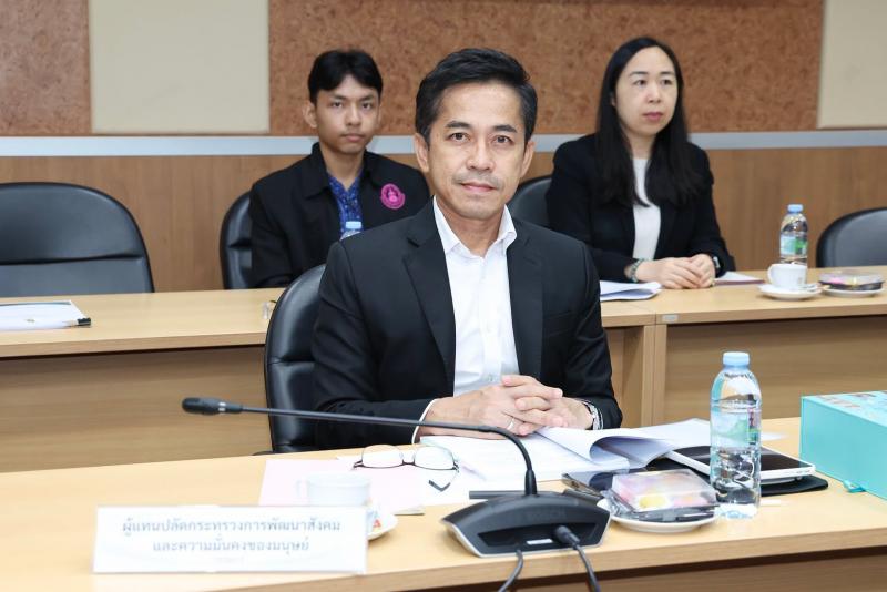 นายกิตติ อินทรกุล 