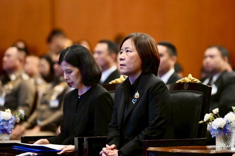 รมว.พม. เป็นประธาน�