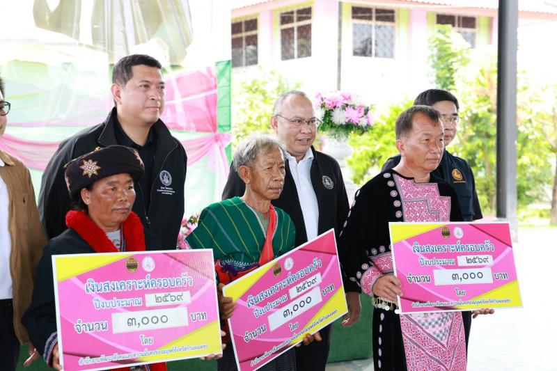 รมว.พม. เป็นประธาน�