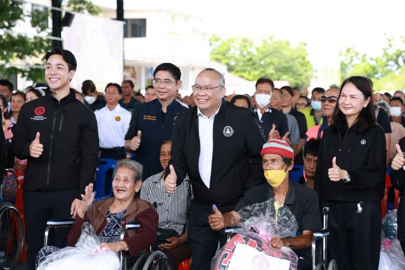 รมว.พม. เป็นประธาน�