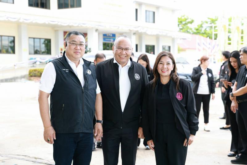 รมว.พม. เป็นประธาน�