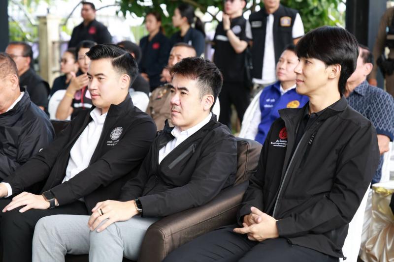 รมว.พม. เป็นประธาน�