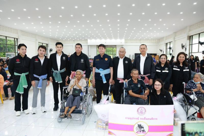 รมว.พม. เป็นประธาน�