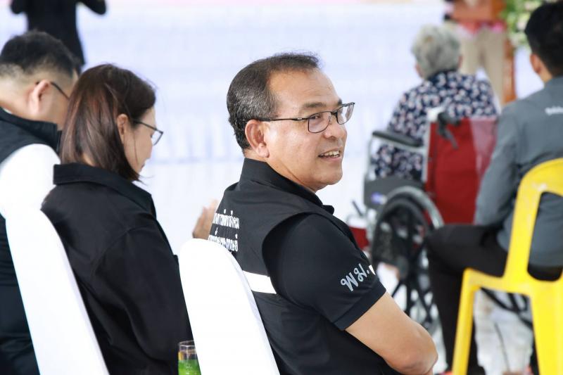 รมว.พม. เป็นประธาน�
