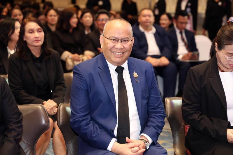 รมว.พม. เป็นประธาน�