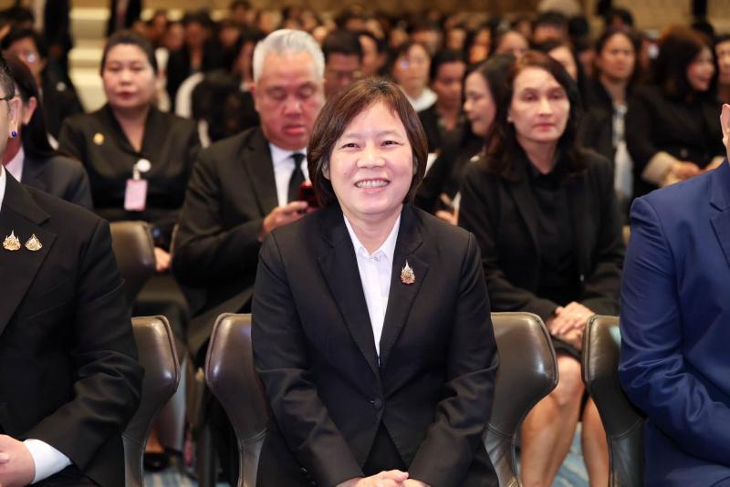 รมว.พม. เป็นประธาน�